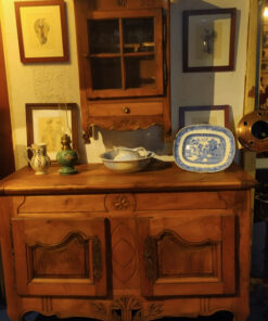 buffet ancien provencal