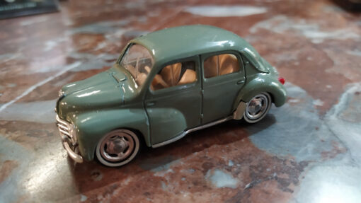 miniature 4CV