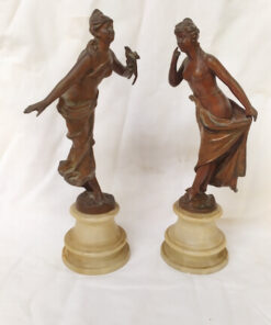 statuettes en regule