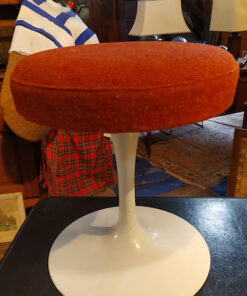 tabouret saarinen